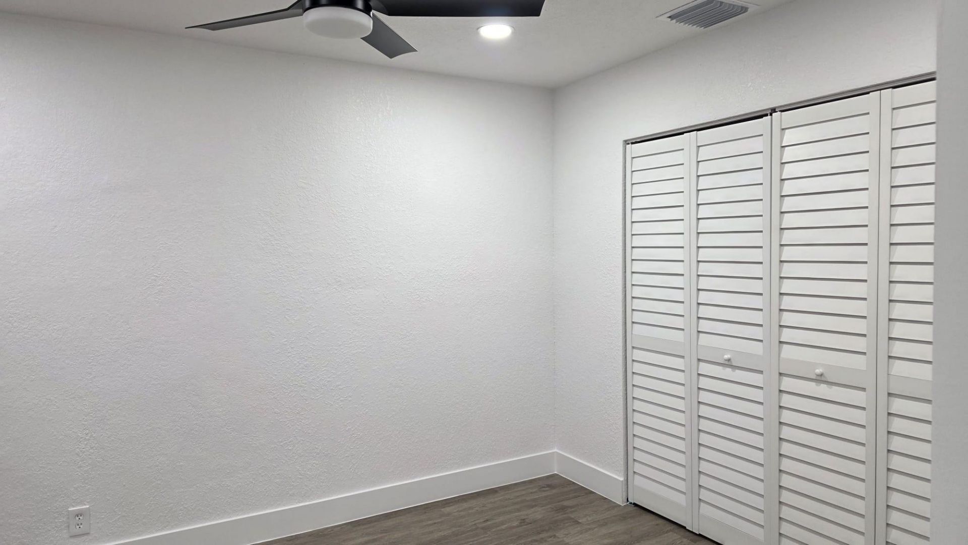 618 SW 14th Terrace, Unit 5, Fort Lauderdale, FL 33312 Photo