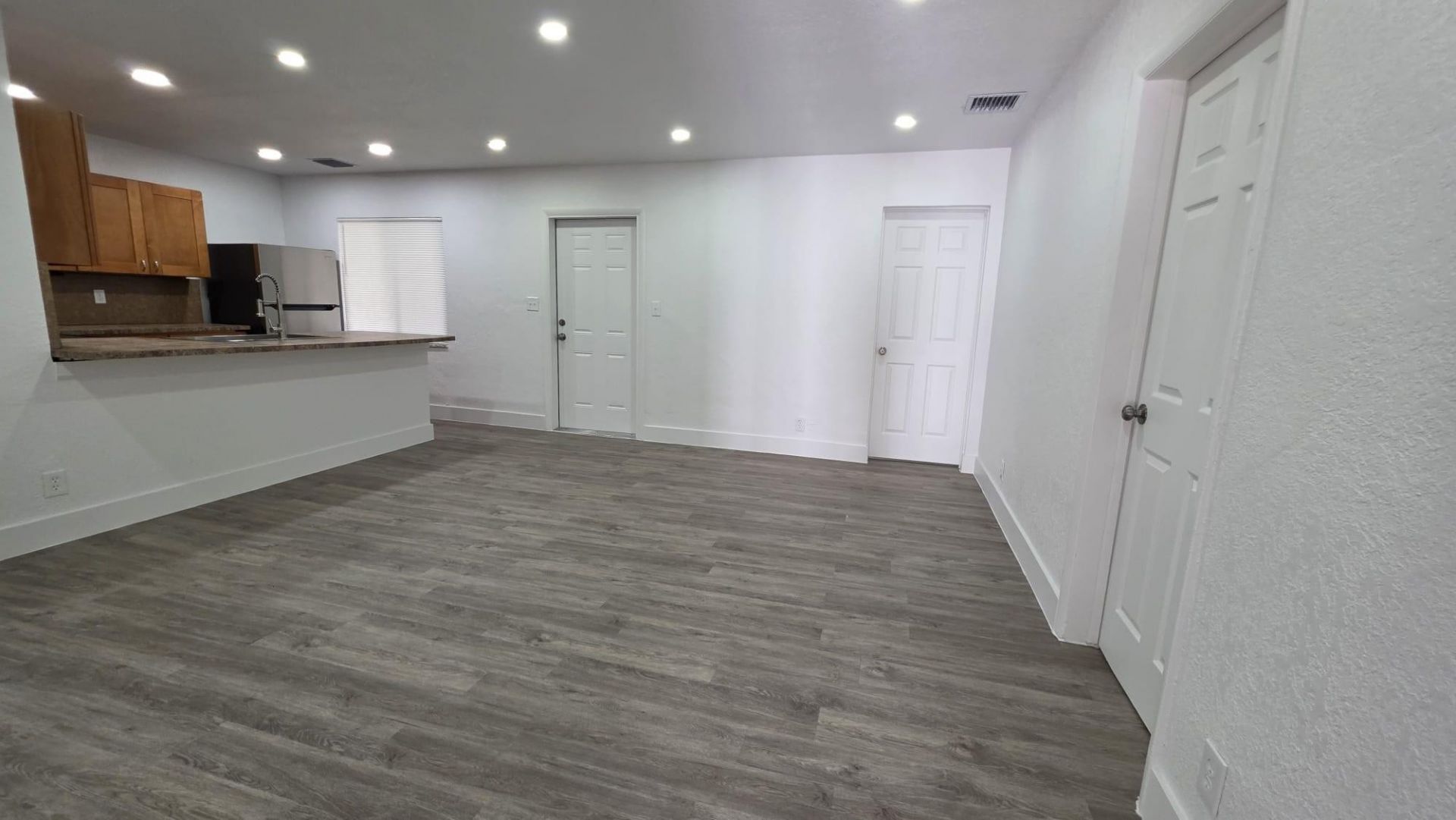 618 SW 14th Terrace, Unit 5, Fort Lauderdale, FL 33312 Photo