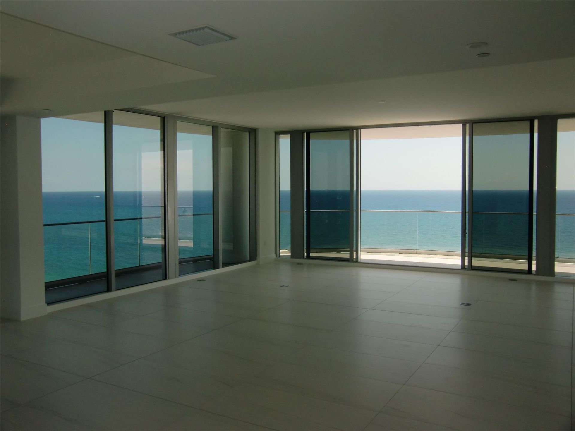 151 N Seabreeze Boulevard, Unit 2204-E, Fort Lauderdale, FL 33304 Photo
