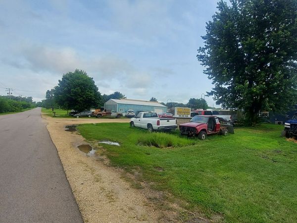 1146 Old Ralston Rd, Machesney Park, IL 61115