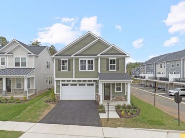 19F FARROW COVE, CHARLOTTESVILLE, VA 22901