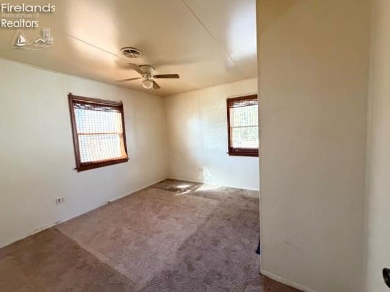 1302 Fleetwood Drive, Fremont, OH 43420 Photo 8