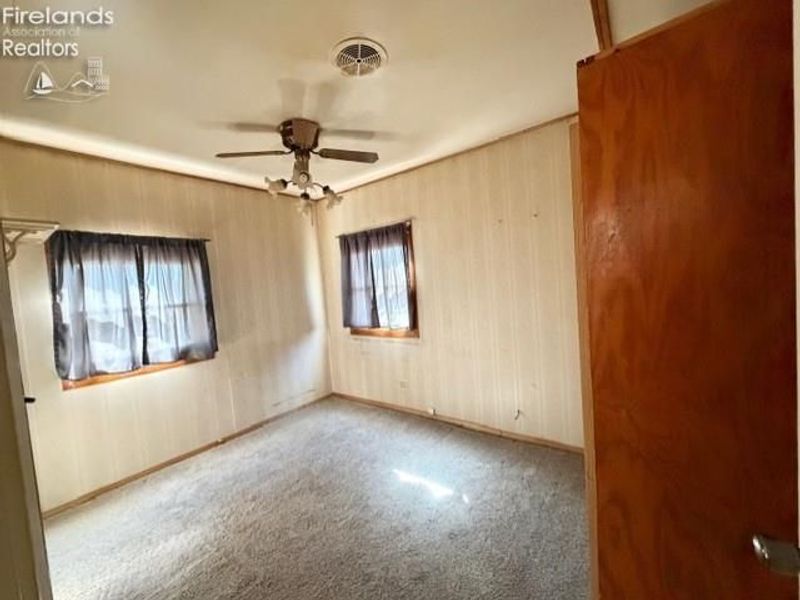 1302 Fleetwood Drive, Fremont, OH 43420 Photo 9