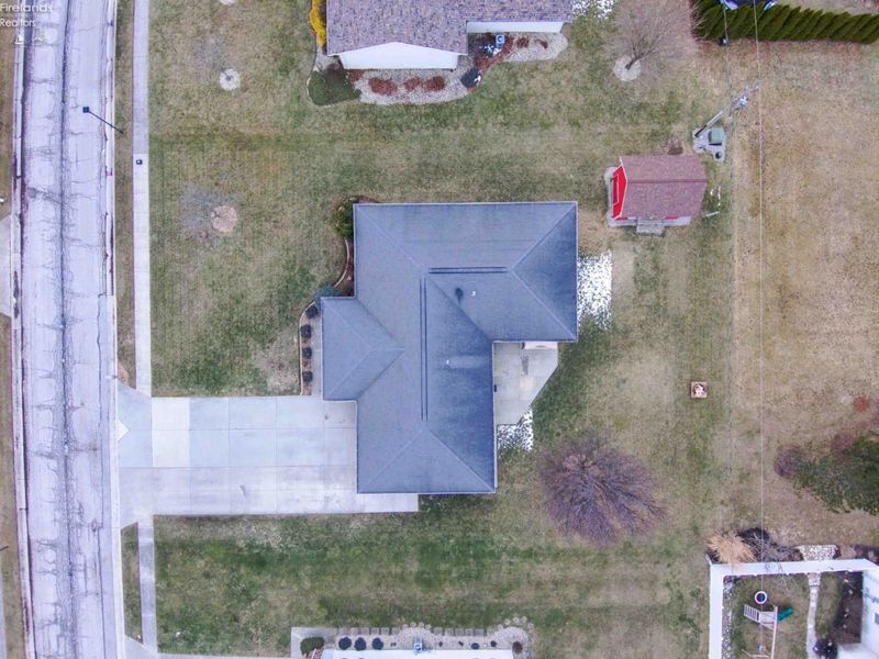 119 Warnecke Drive, Clyde, OH 43410 Photo 7