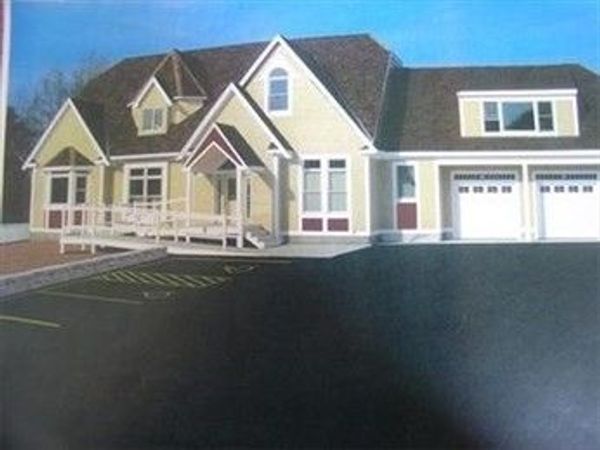 28 Nathan Ellis Highway, Falmouth, MA 02556