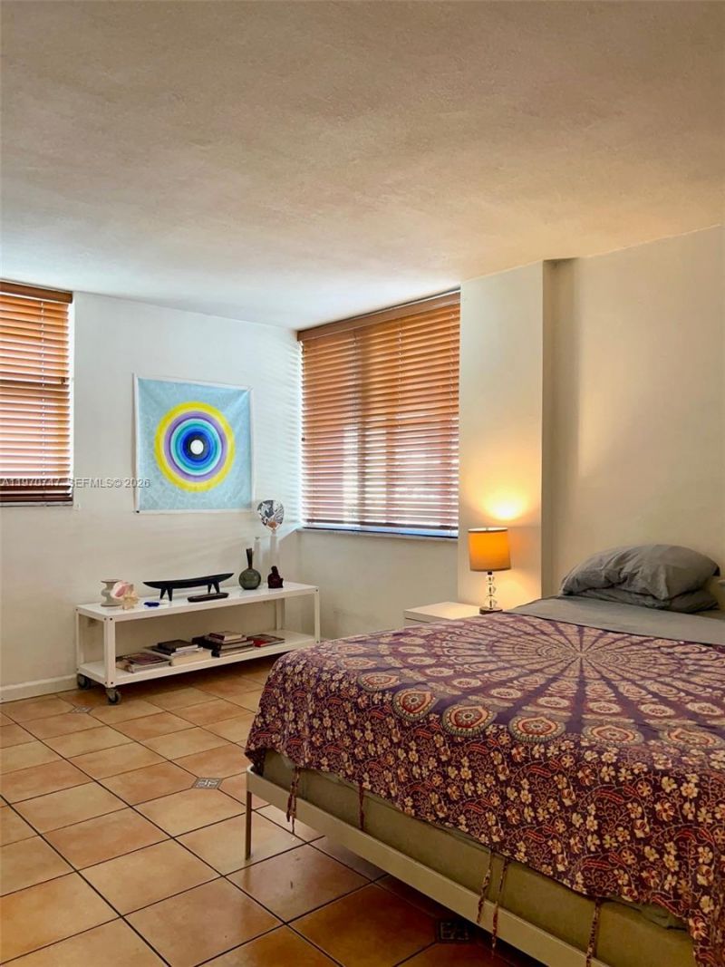 1658 Bay Rd , Unit 203, Miami Beach, FL 33139 Photo