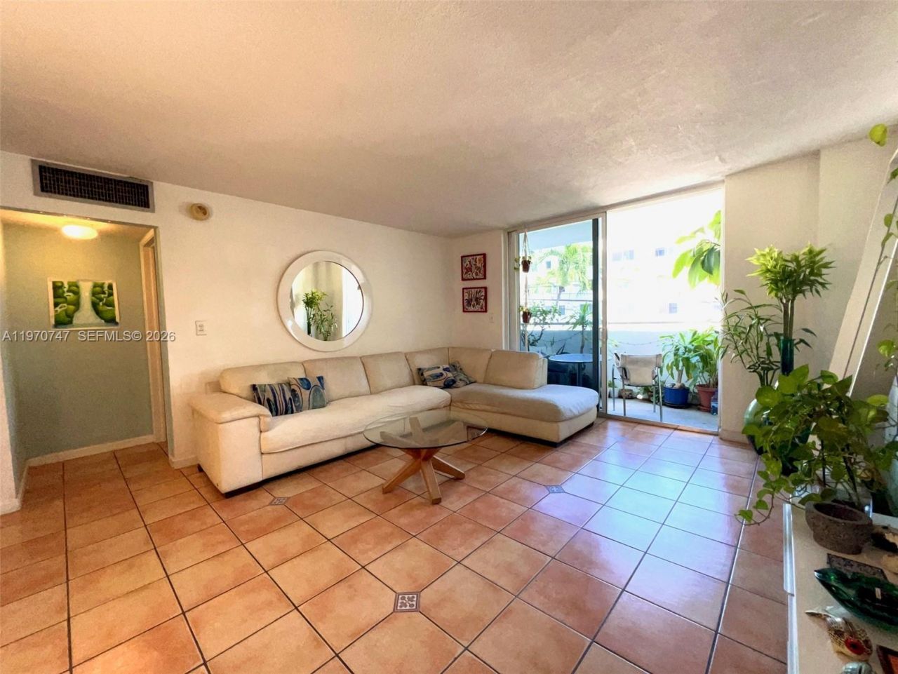 1658 Bay Rd , Unit 203, Miami Beach, FL 33139 Photo