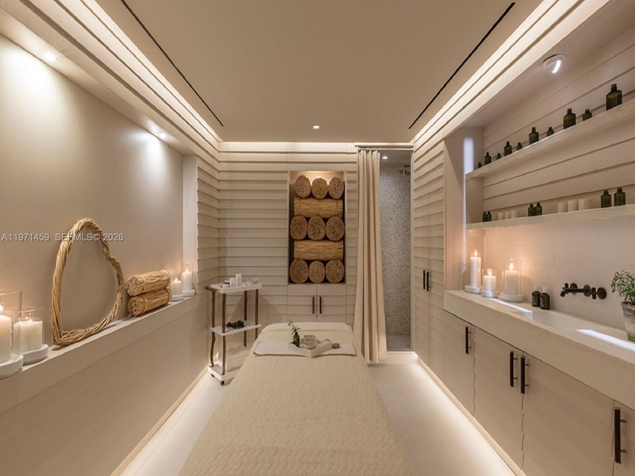 102 24th St, Unit 904, Miami Beach, FL 33139 Photo