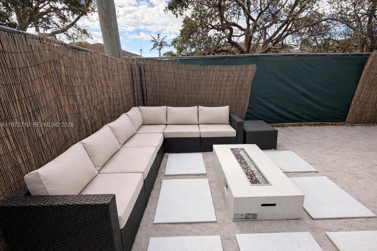 2804 NW 7th Ct , Unit 2804, Fort Lauderdale, FL 33311 Photo