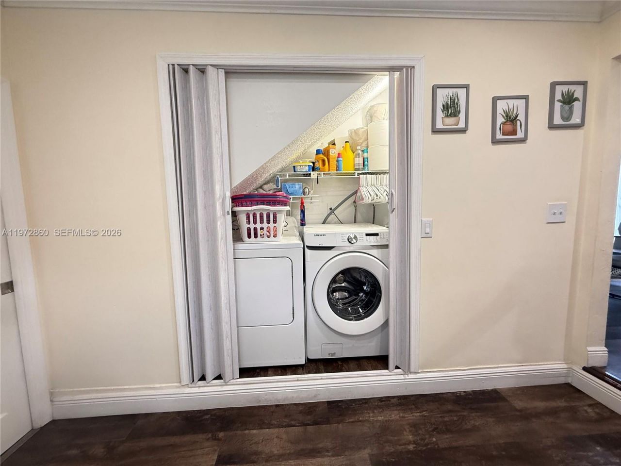 8648 NW 1st Ln, Miami, FL 33126 Photo