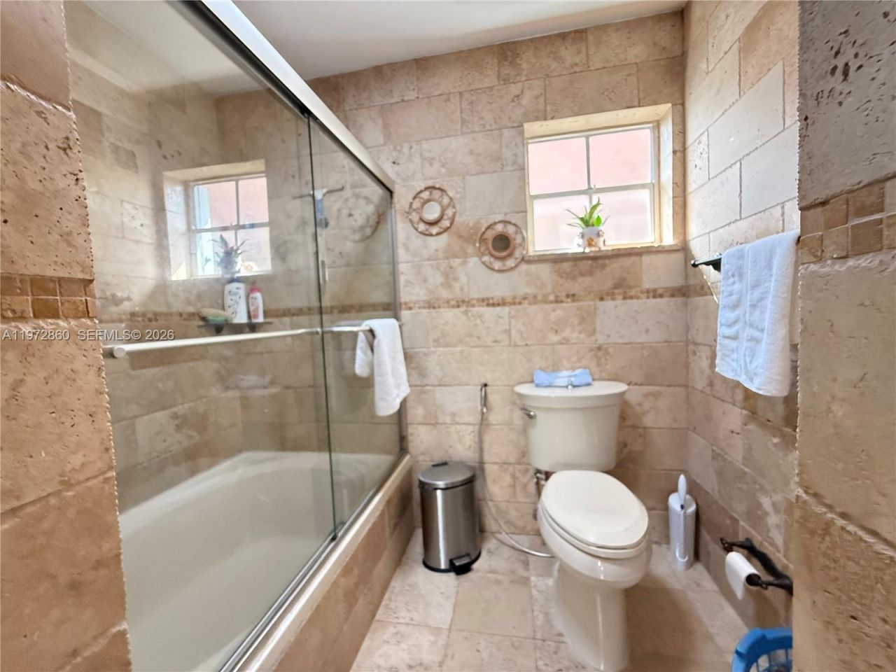 8648 NW 1st Ln, Miami, FL 33126 Photo