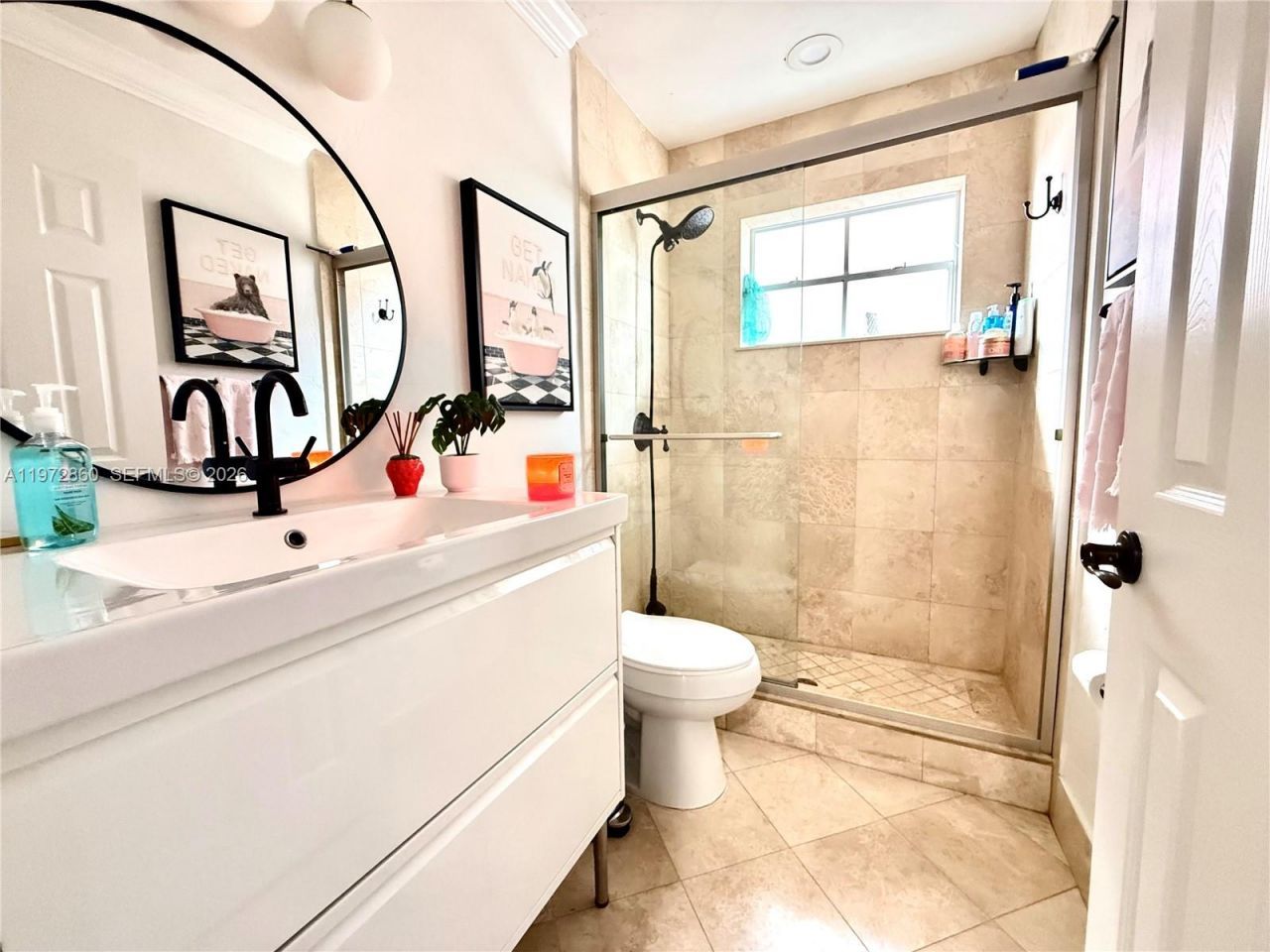 8648 NW 1st Ln, Miami, FL 33126 Photo