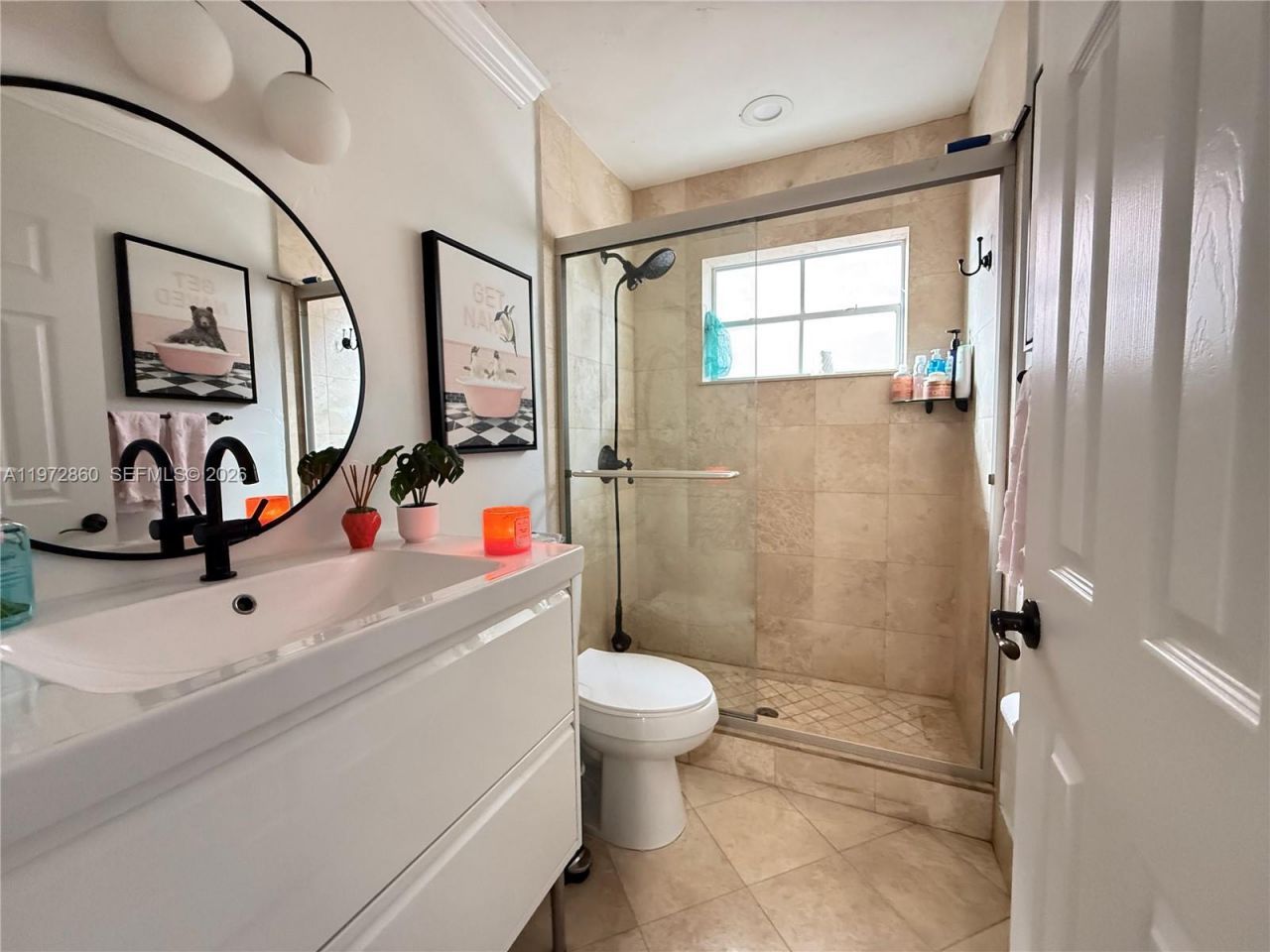 8648 NW 1st Ln, Miami, FL 33126 Photo