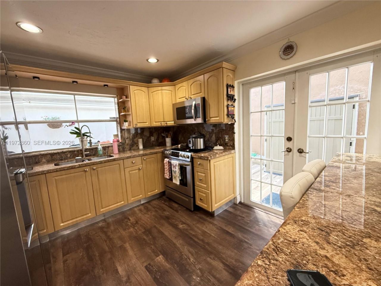 8648 NW 1st Ln, Miami, FL 33126 Photo