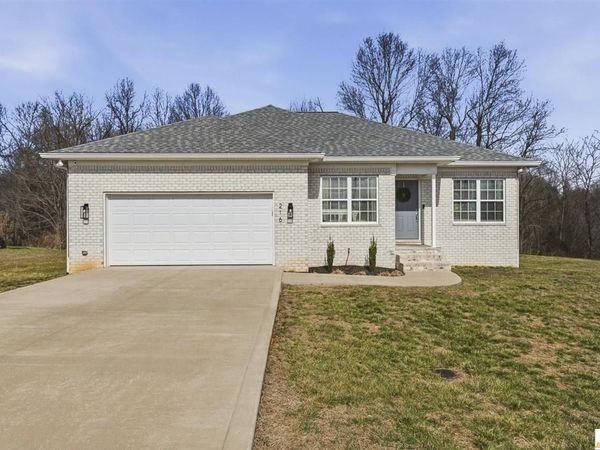 216 Ashkirk Lane , Glasgow, KY 42141