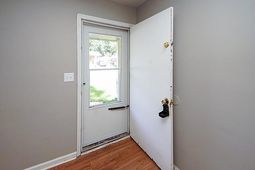 202 Barshay Drive photo 4