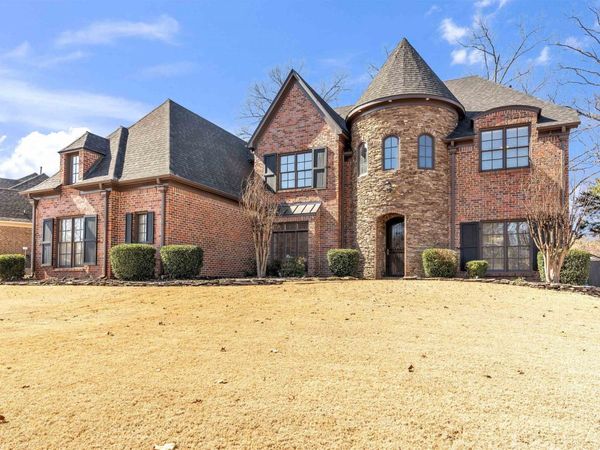 1083 E OLD HEARTHSTONE CIR, Collierville, TN 38017