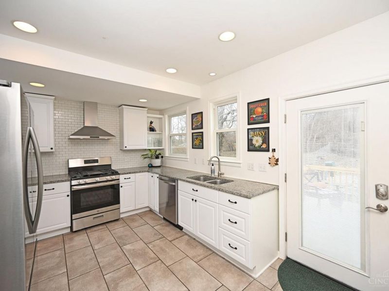 6876 Esther Lane, Madeira, OH 45243 Photo 13