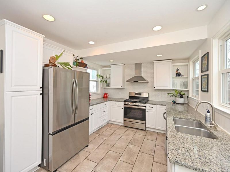 6876 Esther Lane, Madeira, OH 45243 Photo 14