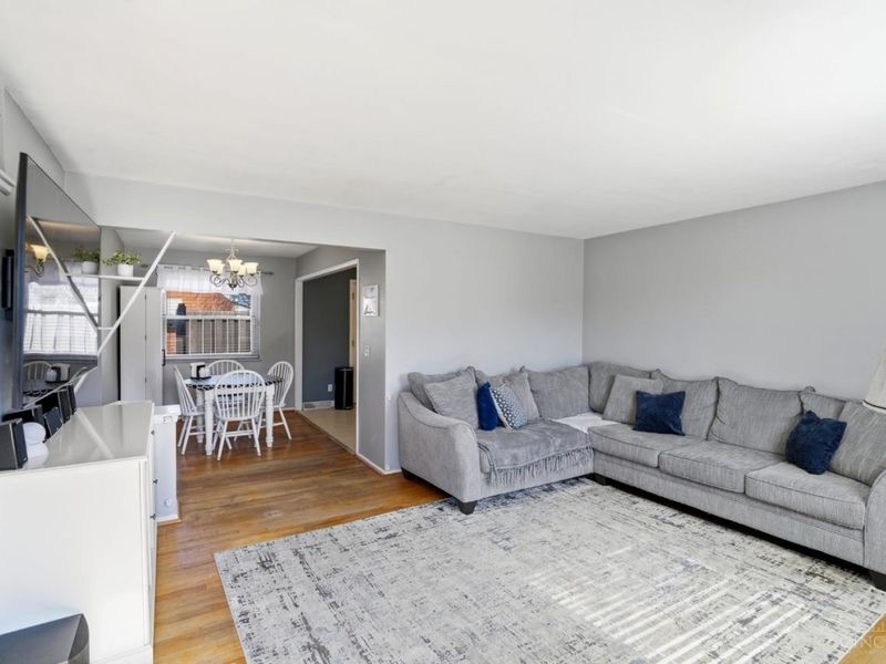 10514 Thornview Drive, Sharonville, OH 45241 Photo 3