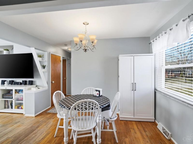 10514 Thornview Drive, Sharonville, OH 45241 Photo 8