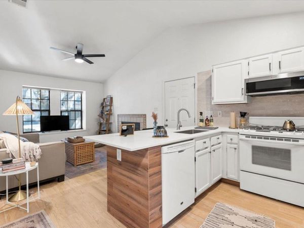 1411 Gracy Farms LN, Unit 85, Austin, TX 78758