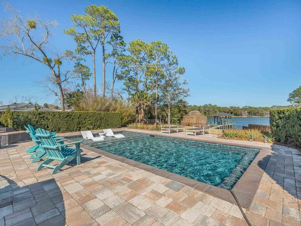 3520 Menendez Dr, Pensacola, FL 32503