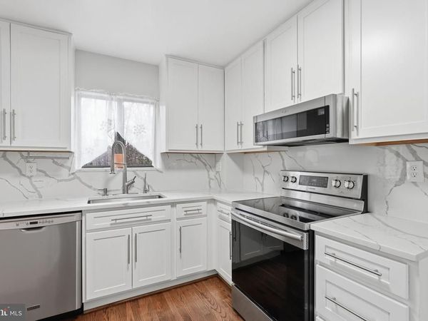 11825 COOPERS COURT, RESTON, VA 20191