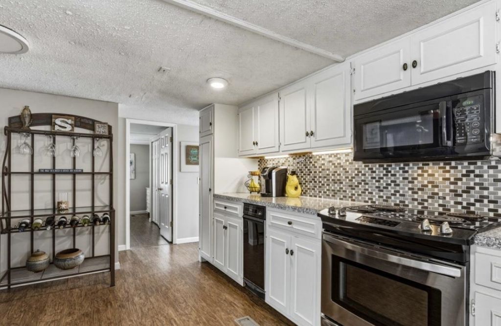 907 Horne Ave.  Photo 10