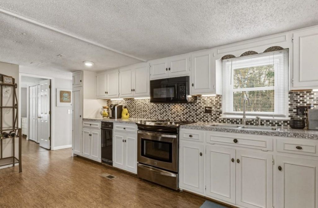 907 Horne Ave.  Photo 12