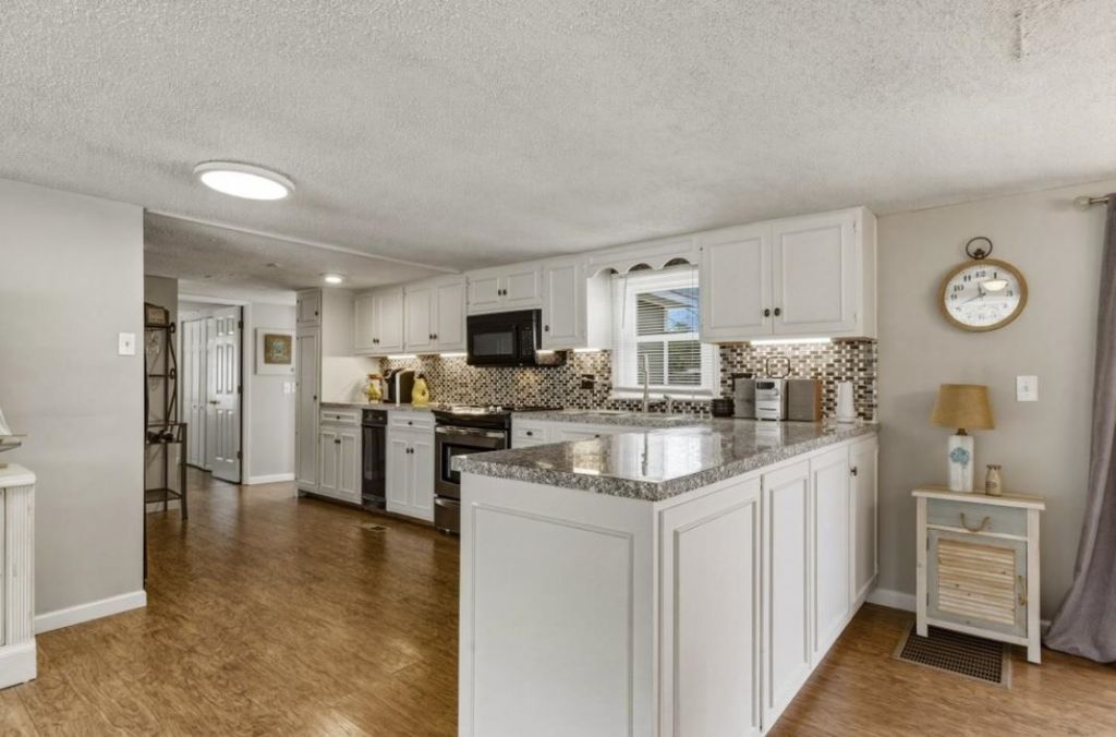 907 Horne Ave.  Photo 14