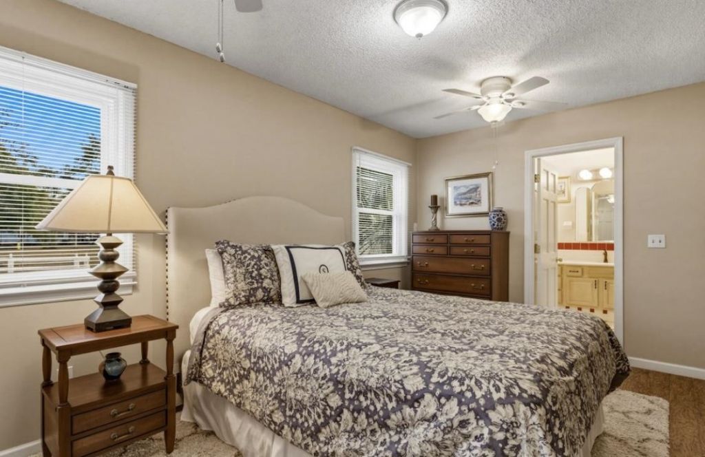 907 Horne Ave.  Photo 19