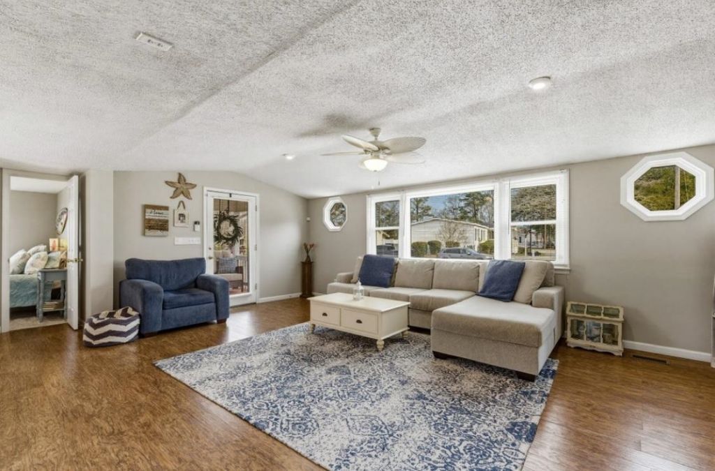 907 Horne Ave.  Photo 4