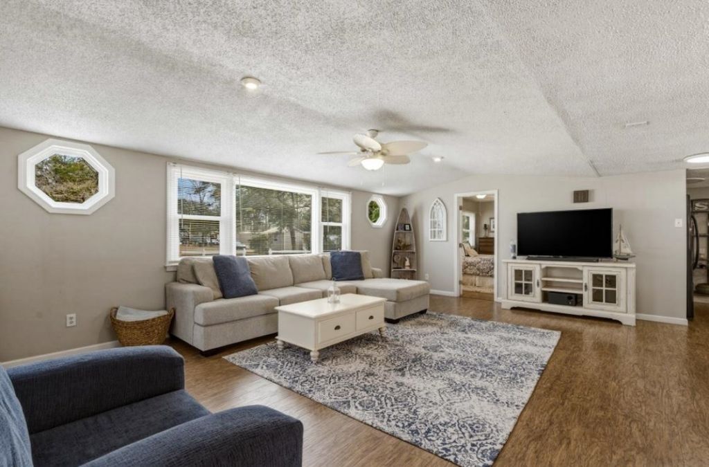 907 Horne Ave.  Photo 6