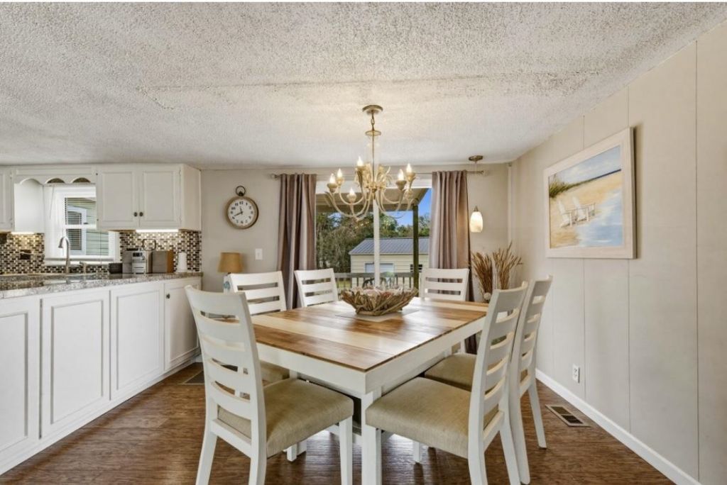 907 Horne Ave.  Photo 9