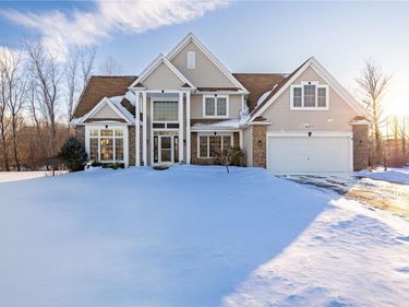 6177 Southbrook Drive, Ontario, NY 14519