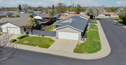 1509 Duportail Ave, Modesto, CA 95355 Photo