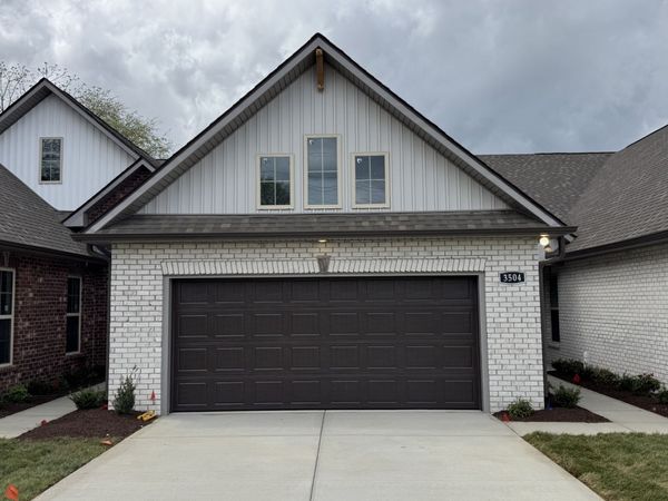 3504 Oakland Rd, Springfield, TN 37172