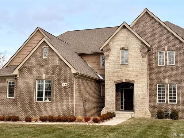 55752 Timbers Edge Drive, Shelby Twp, MI 48316