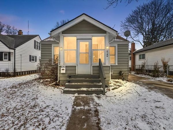 2140 Garfield Street, Ferndale, MI 48220