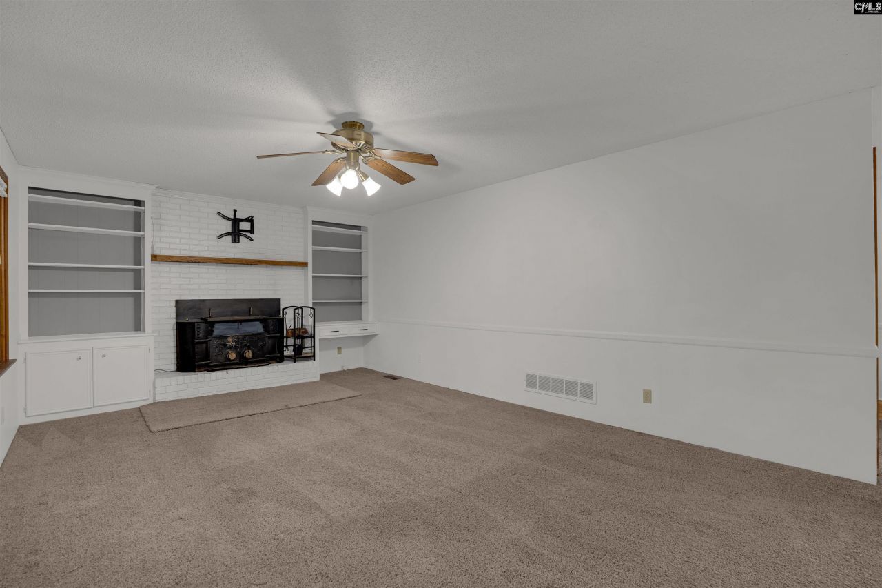 2810 Shampy Street Photo 10