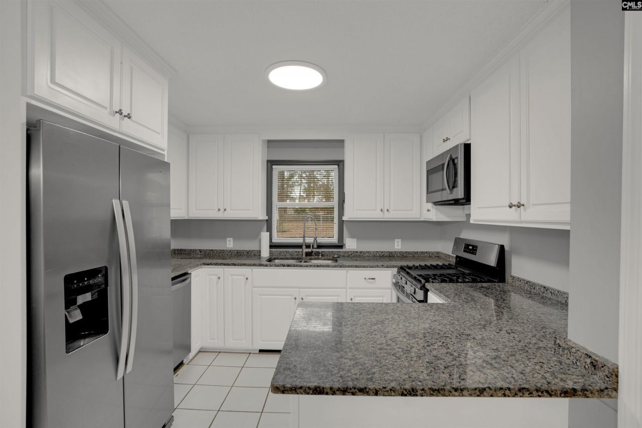 2810 Shampy Street  Photo 11