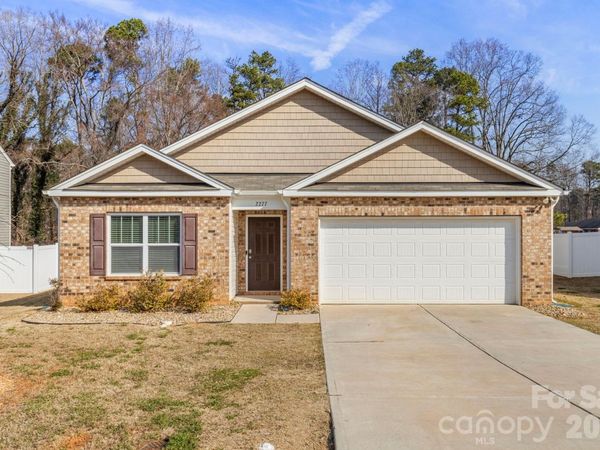 2277 Meadow Stream Drive , Sherrills Ford, NC 28673