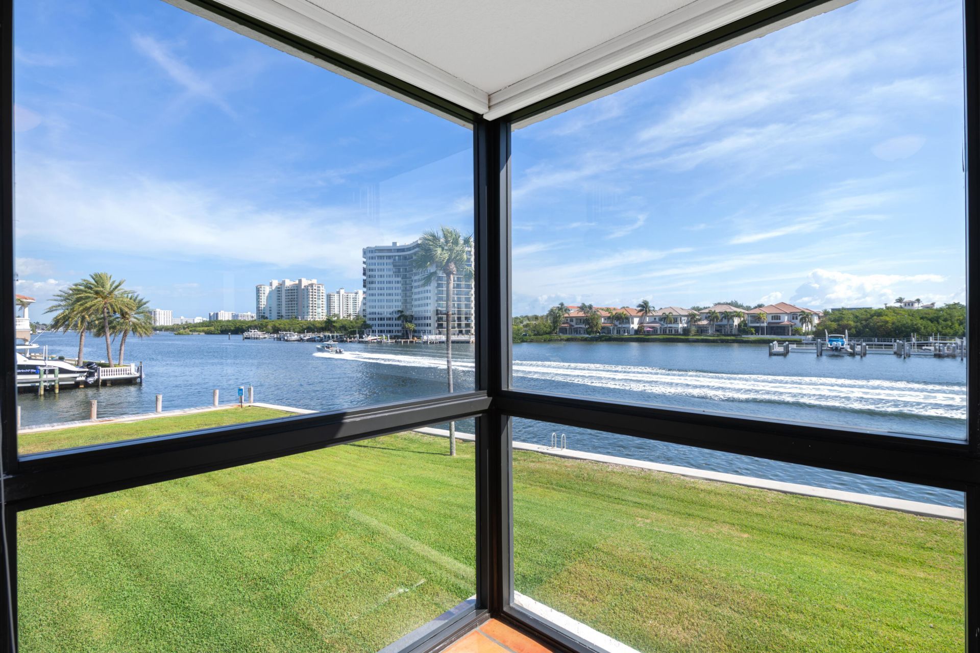 899 Jeffery Street, Unit 214, Boca Raton, FL 33487 Photo