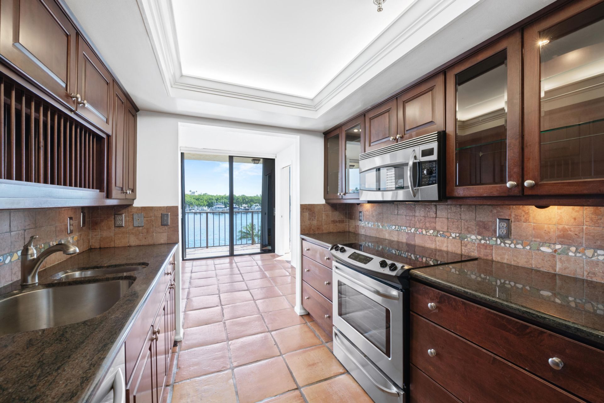 899 Jeffery Street, Unit 214, Boca Raton, FL 33487 Photo