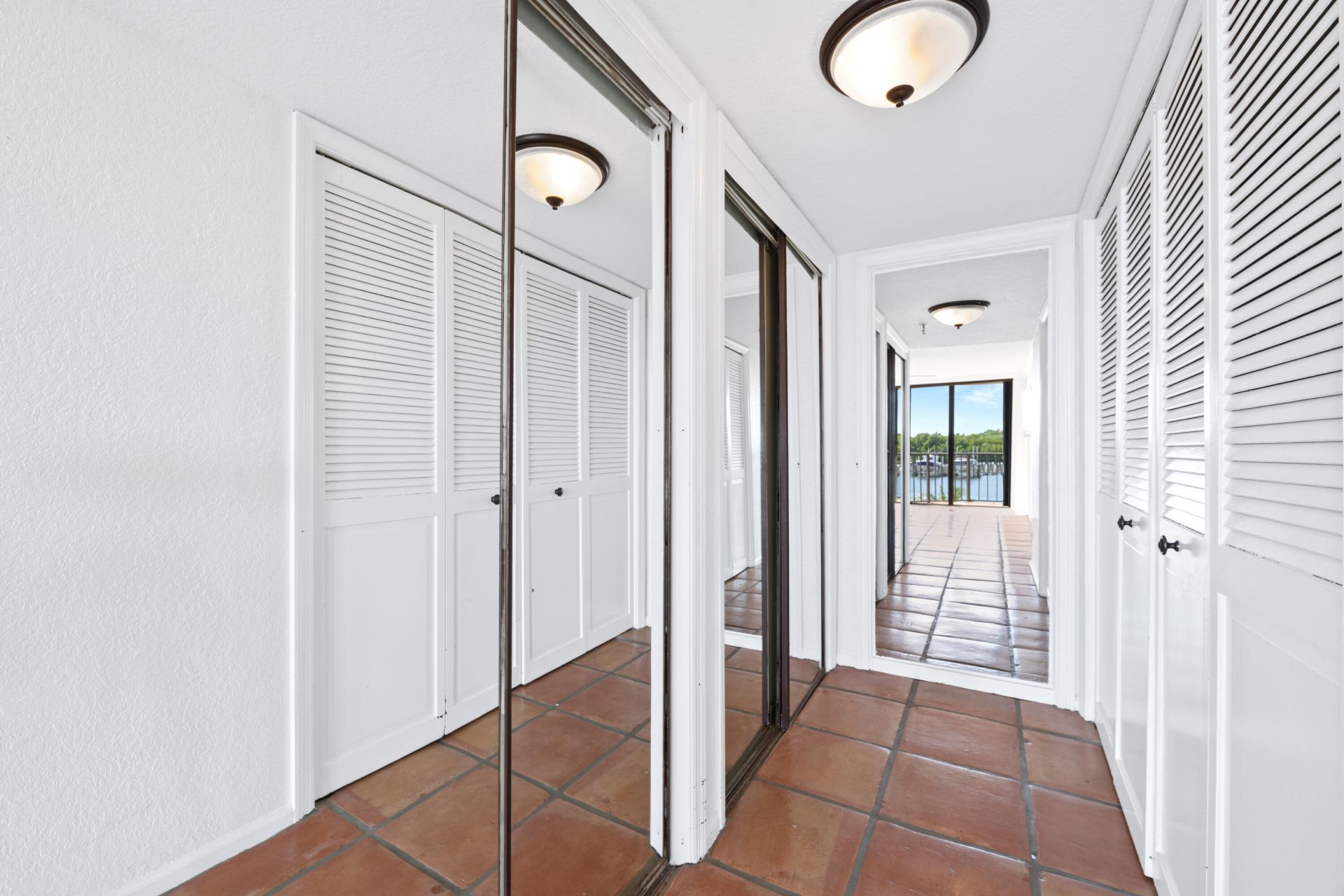 899 Jeffery Street, Unit 214, Boca Raton, FL 33487 Photo