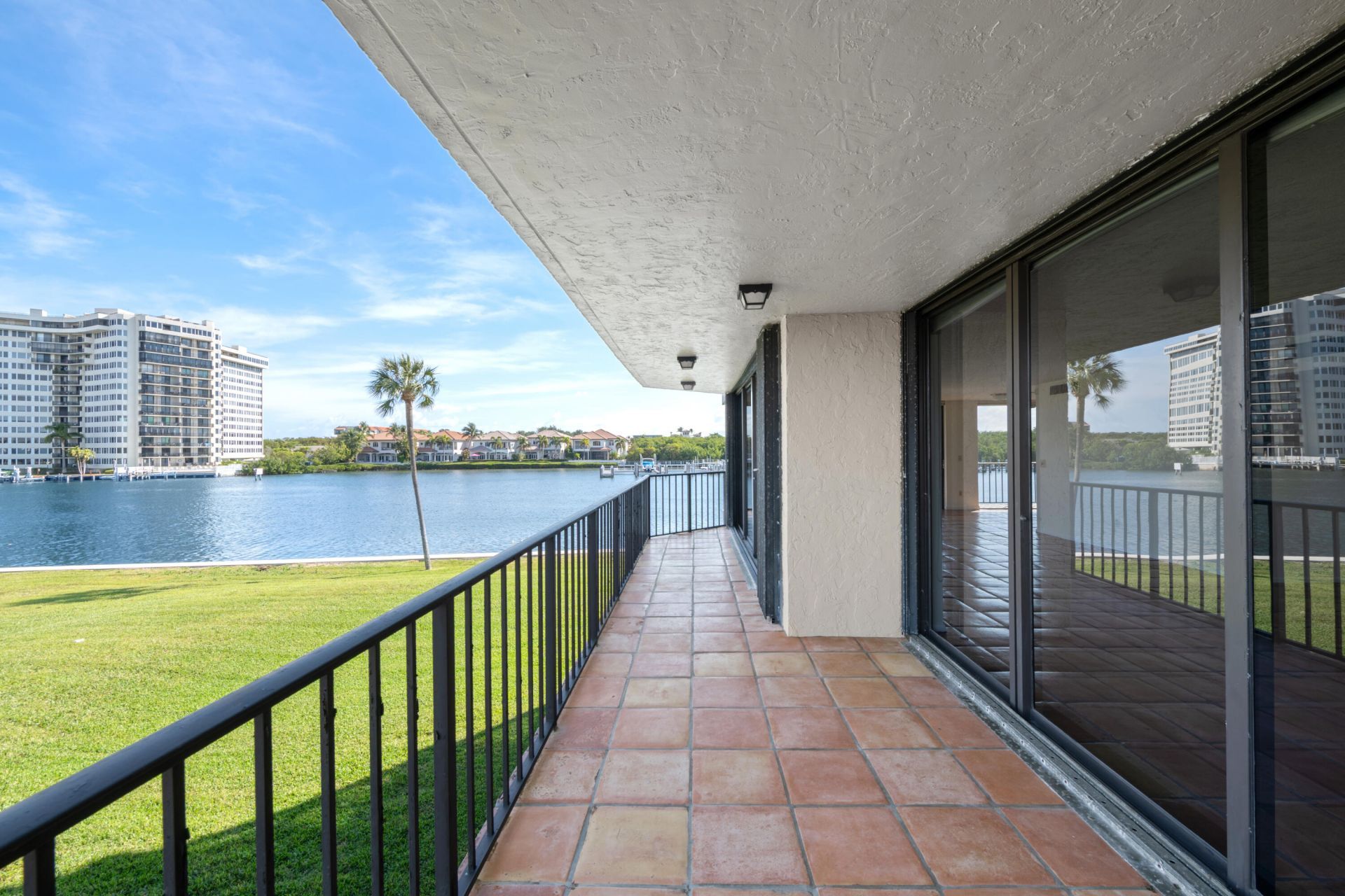 899 Jeffery Street, Unit 214, Boca Raton, FL 33487 Photo