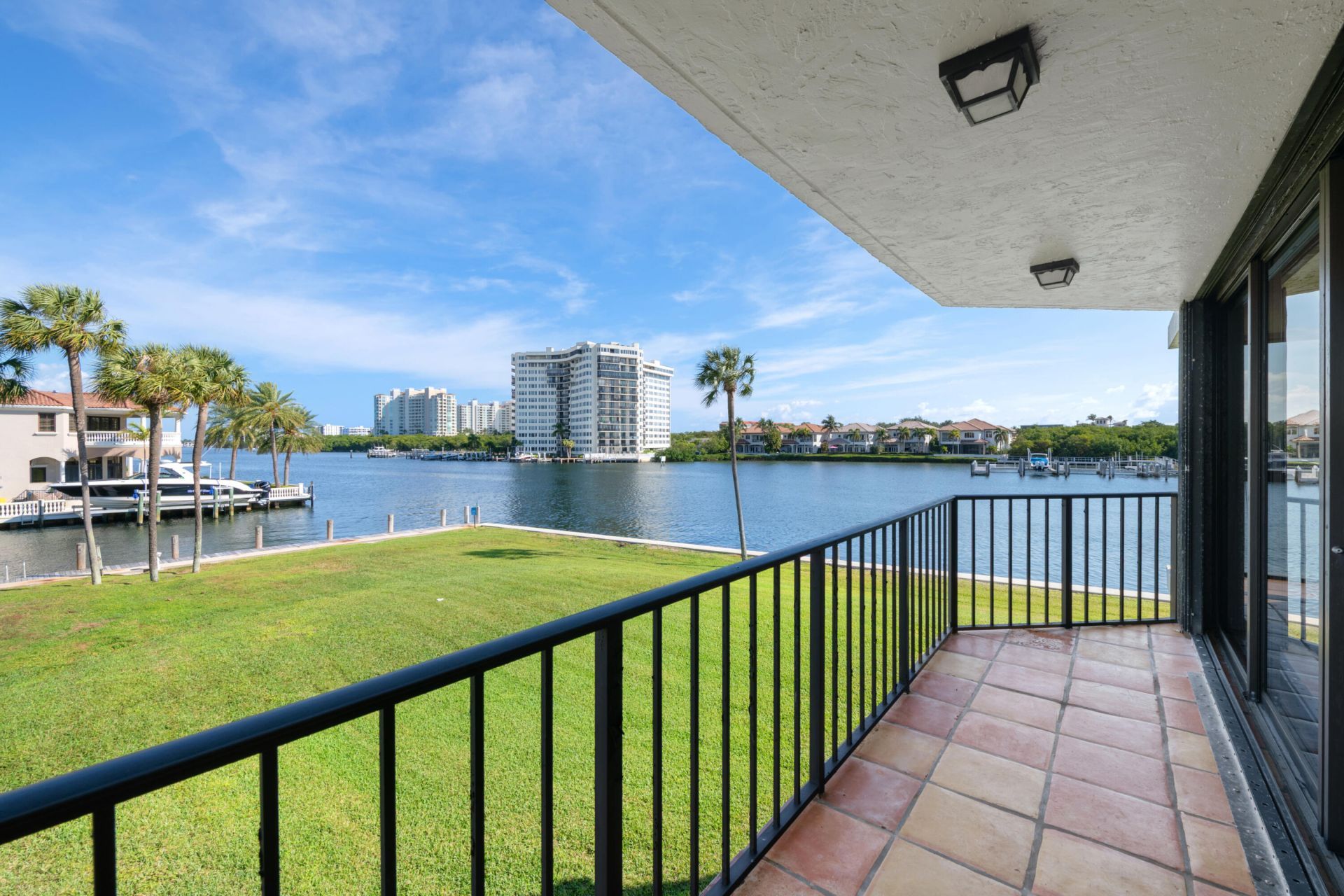 899 Jeffery Street, Unit 214, Boca Raton, FL 33487 Photo