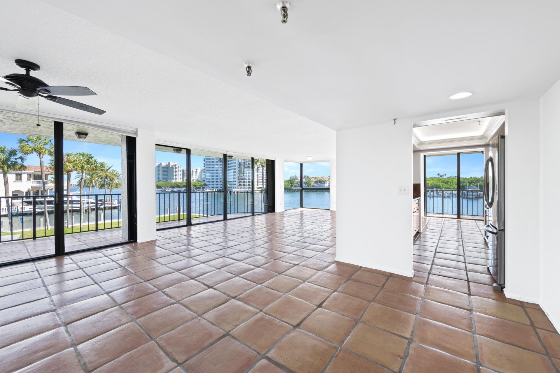 899 Jeffery Street, Unit 214, Boca Raton, FL 33487 Photo