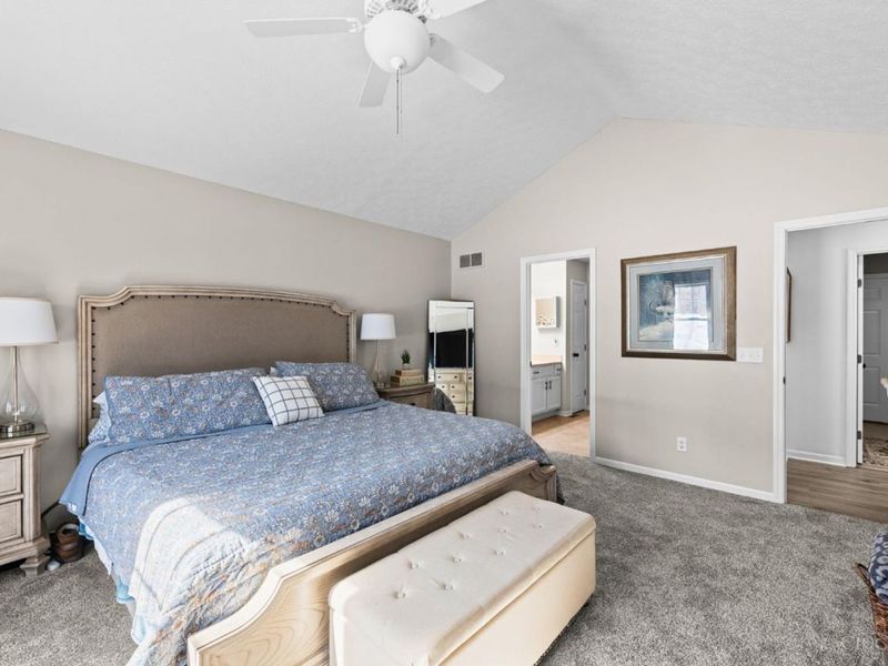 1065 Dunstan Court, Hamilton Twp, OH 45152 Photo 16